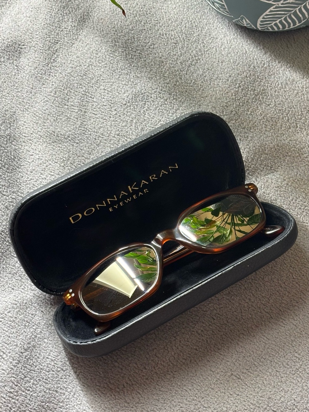 Vintage Donna Karan Eyewear Tortoiseshell Sunglasses w/ Case